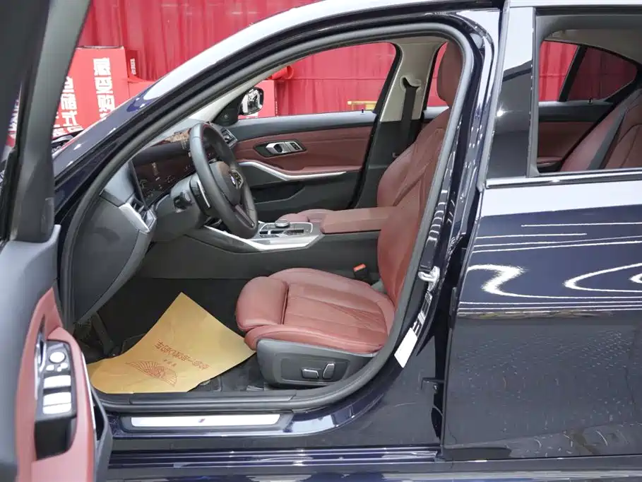 BMW 3 Series 2024 325Li M Sport Shadowline Package фото 16