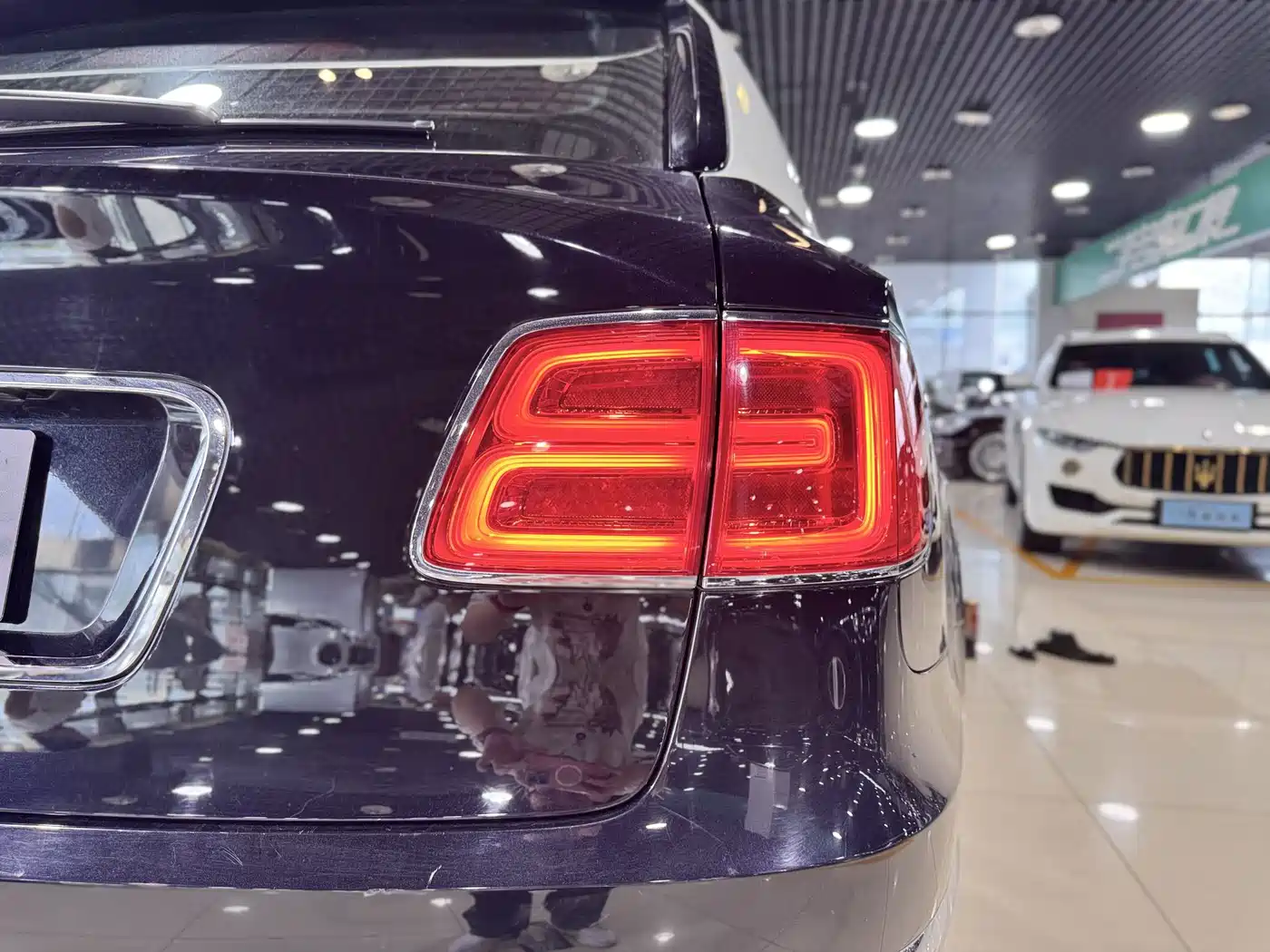 Bentley Bentayga 2017 2016 6.0T Standard Edition
