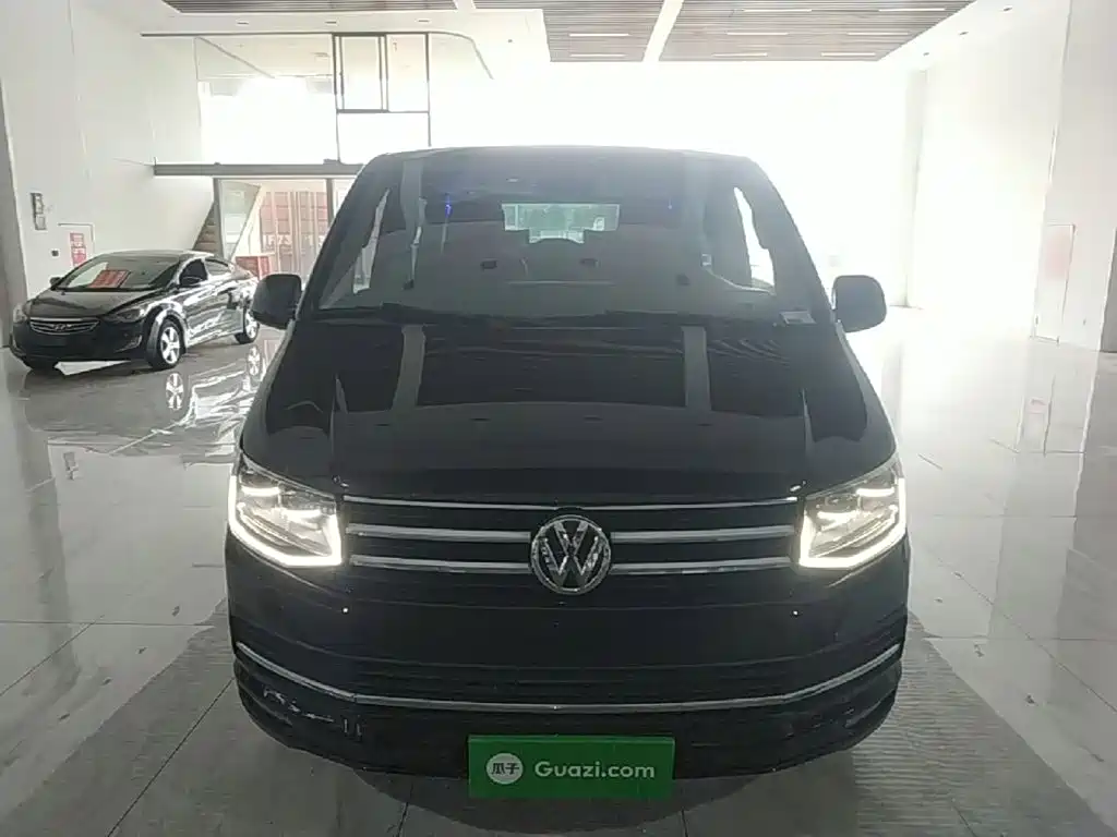 Volkswagen Multivan 2017 2017 2.0TSI 2WD Luxury 7-Seater