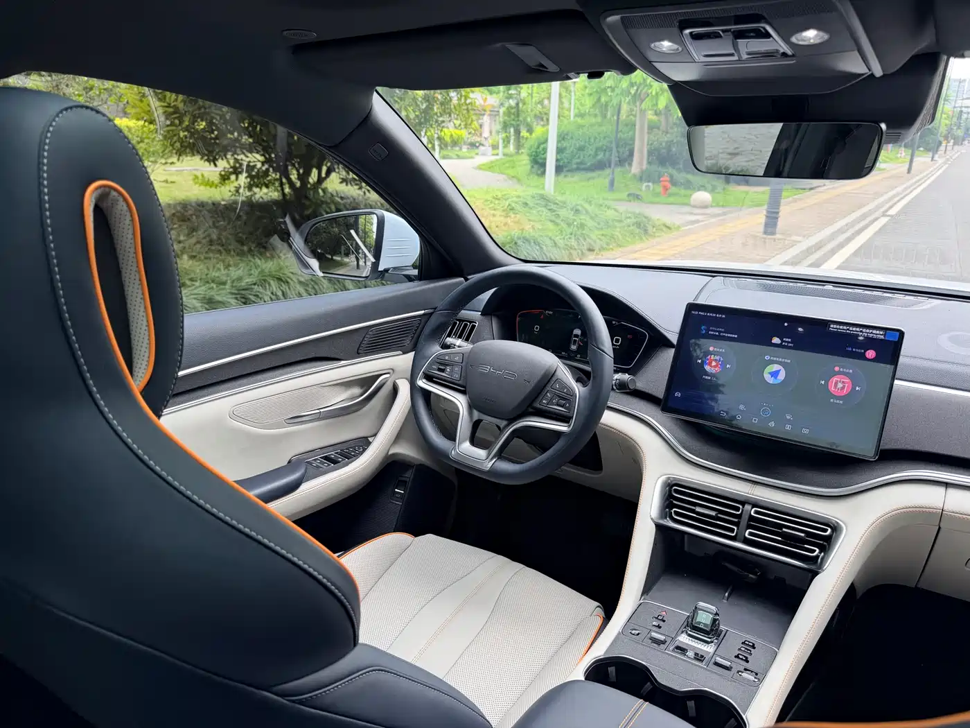 BYD Song PLUS PHEV 2023 Champion Edition DM-i 110KM Flagship PLUS фото 14