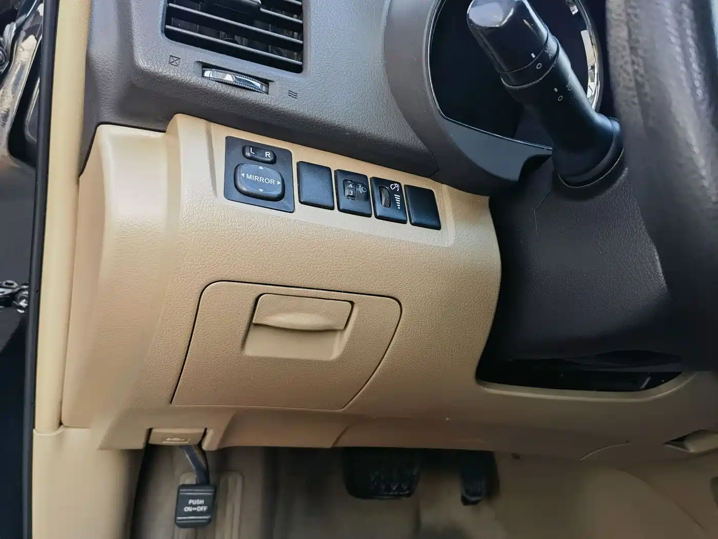 Toyota Highlander 2012 2.7L 2WD 5-seater Elite Edition фото 12