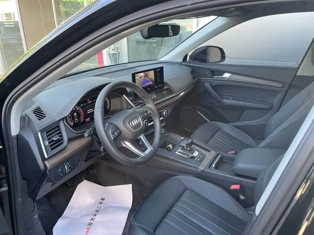 Audi Q5L 2022 40T Luxury Elegance фото 6
