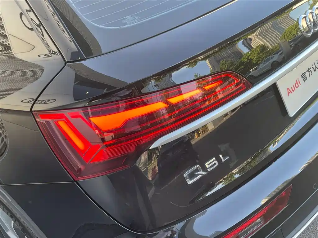 Audi Q5L 2022 40T Luxury Elegance фото 19