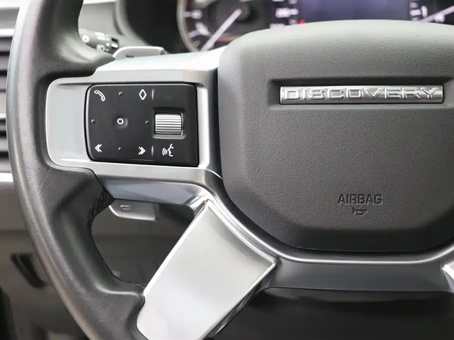 Land Rover Discovery 2023 360PS R-Dynamic SE фото 17
