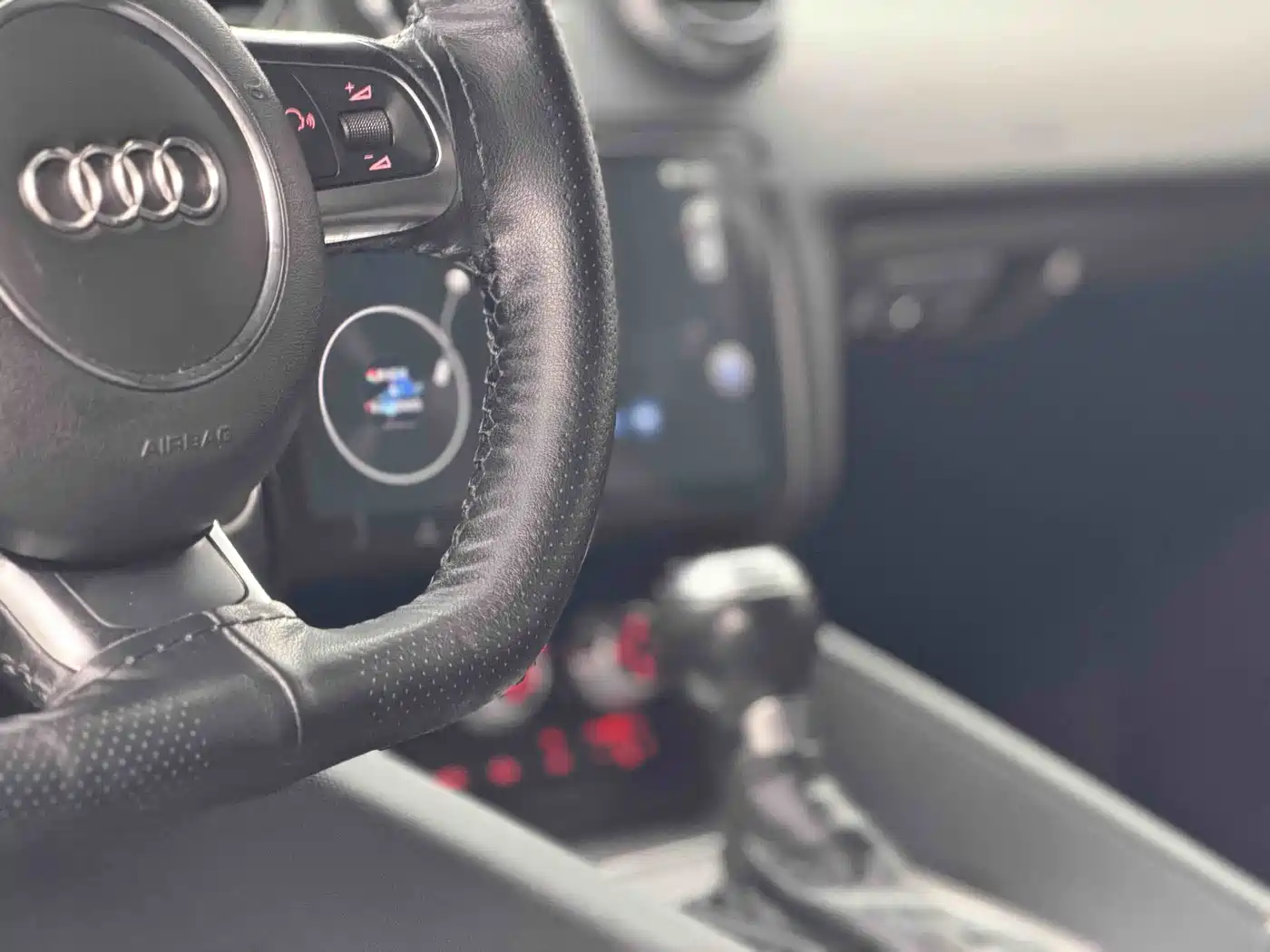Фото 6 - Audi TT