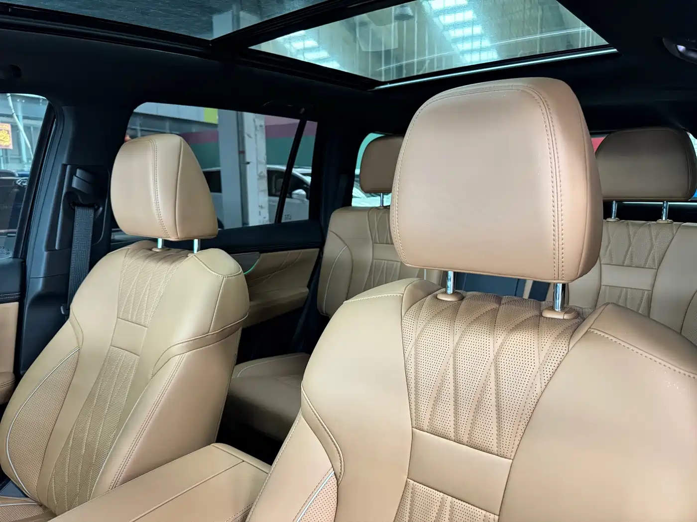 GAC Trumpchi Trumpchi GS8 2025 2025 Pilot Series 2.0TGDI 2WD Luxury Edition 5-seater