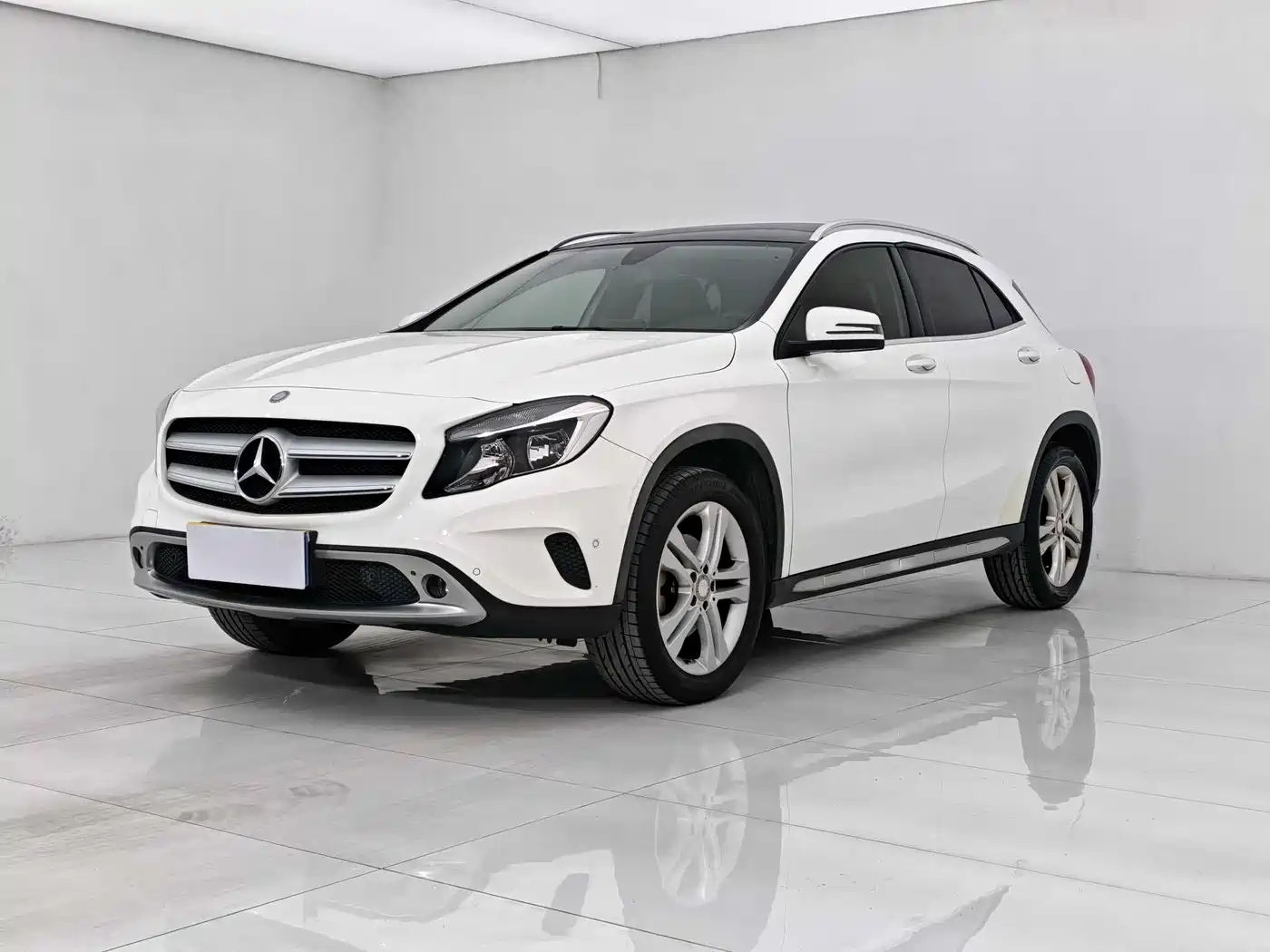 Mercedes-Benz GLA 2016 GLA 200 Dynamic