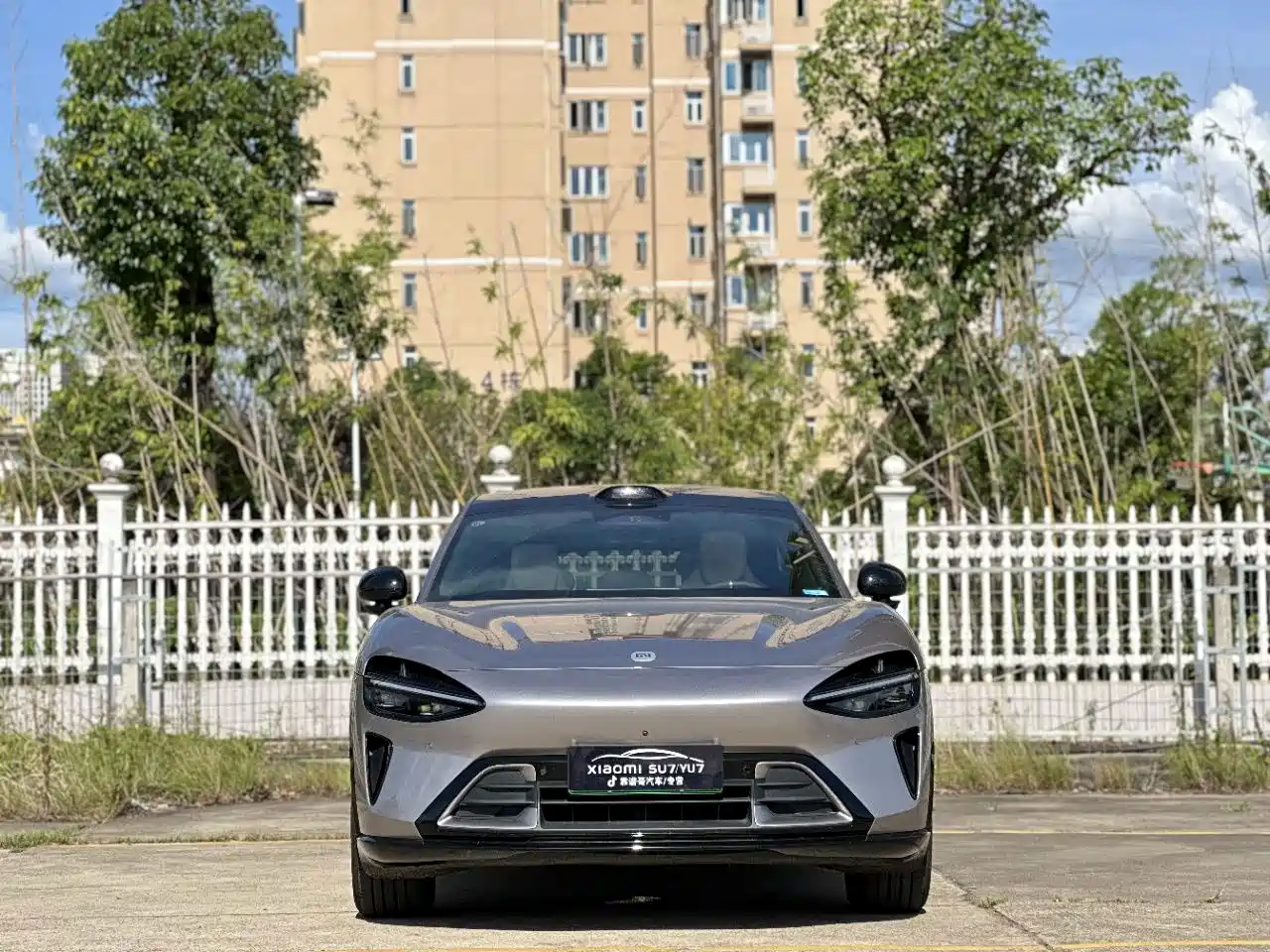 Фото 2 - Xiaomi Auto Xiaomi YU7