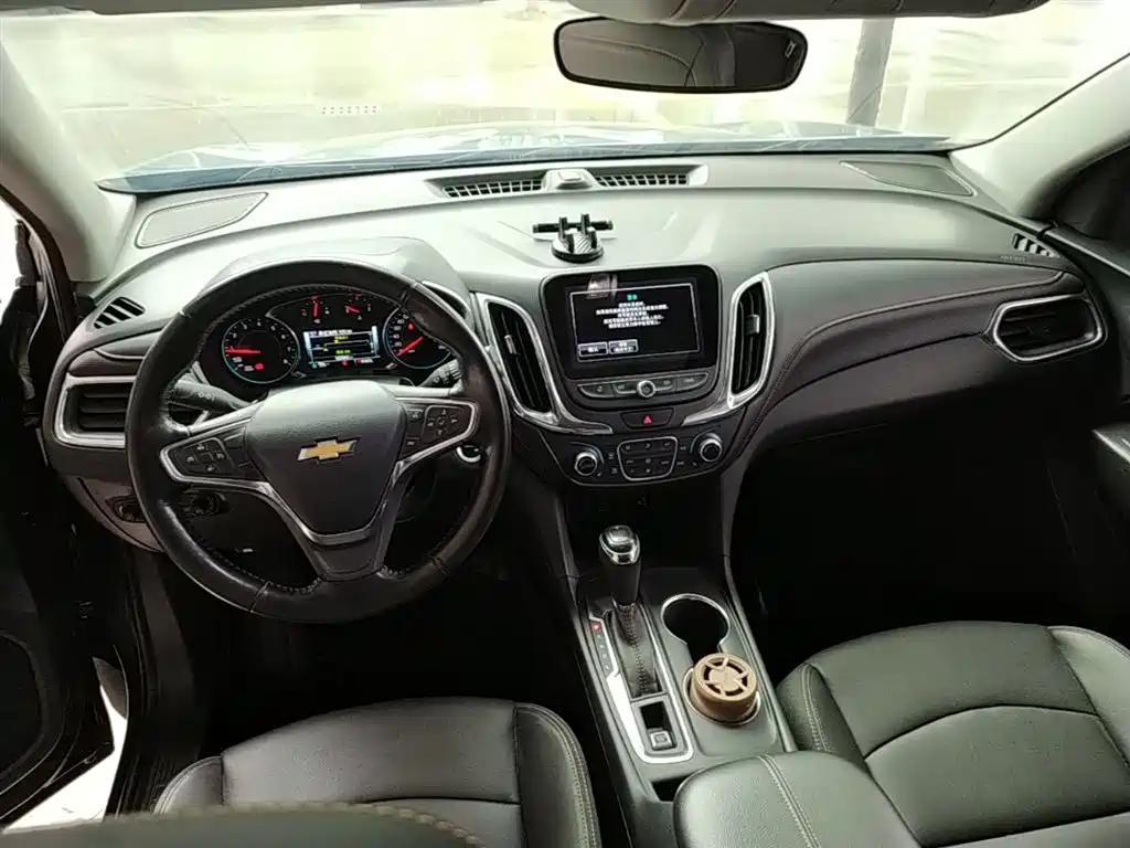 Chevrolet Equinox 2018 535T Automatic Control Edition фото 10
