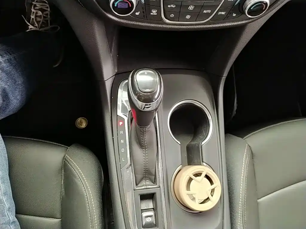 Chevrolet Equinox 2018 535T Automatic Control Edition фото 14