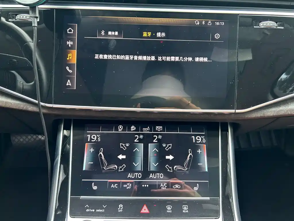 Audi Q7 2020 55 TFSI quattro S line Sport фото 9