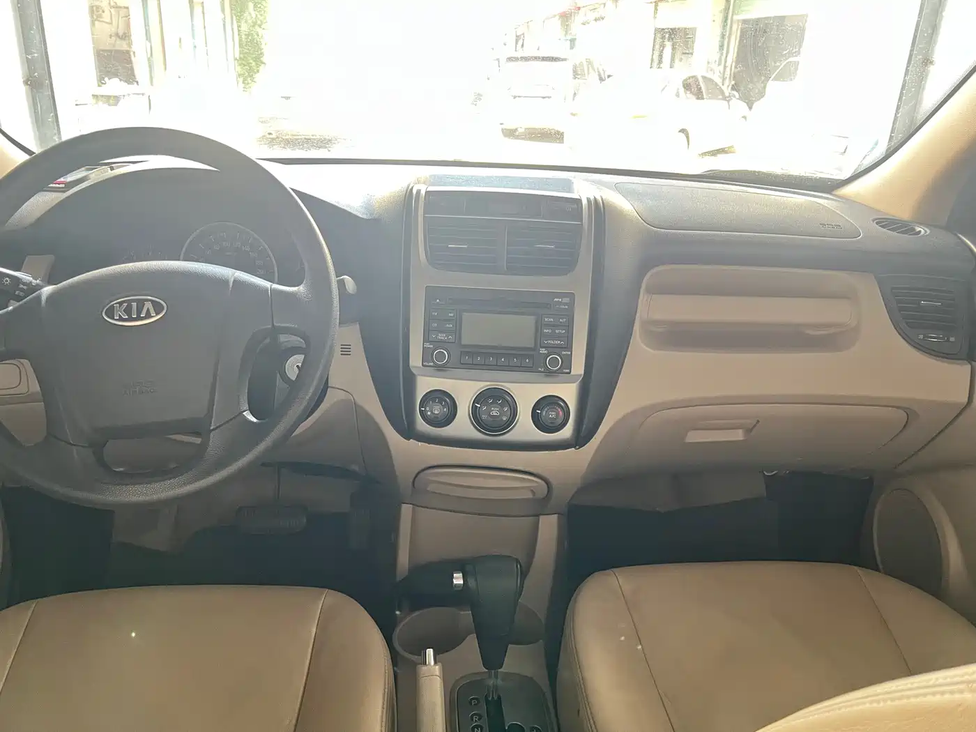 Kia Sportage 2009 2.0L Automatic 2WD GLS Version фото 7