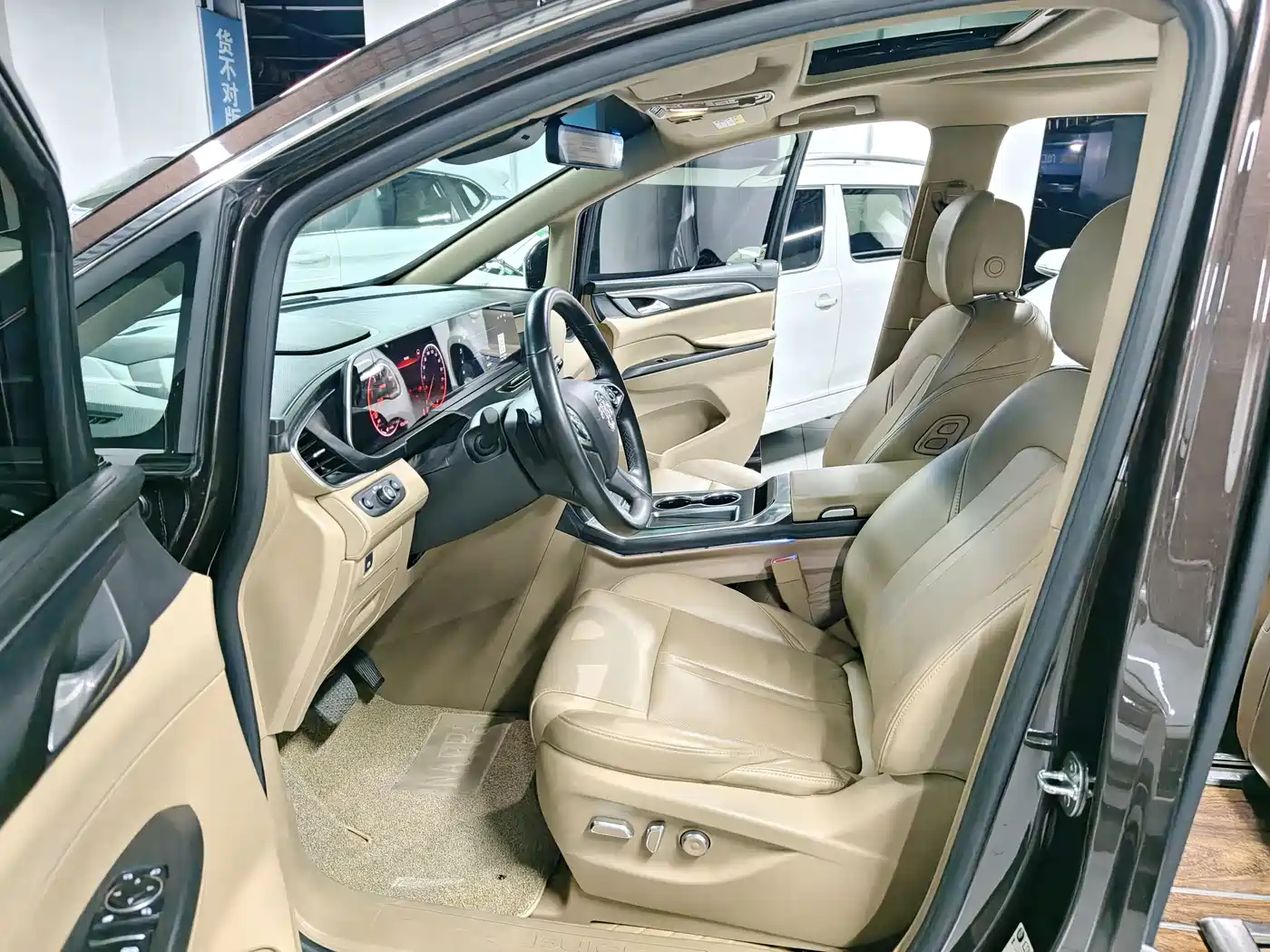 Buick GL8 2021 ES Landlord 653T Luxury фото 5