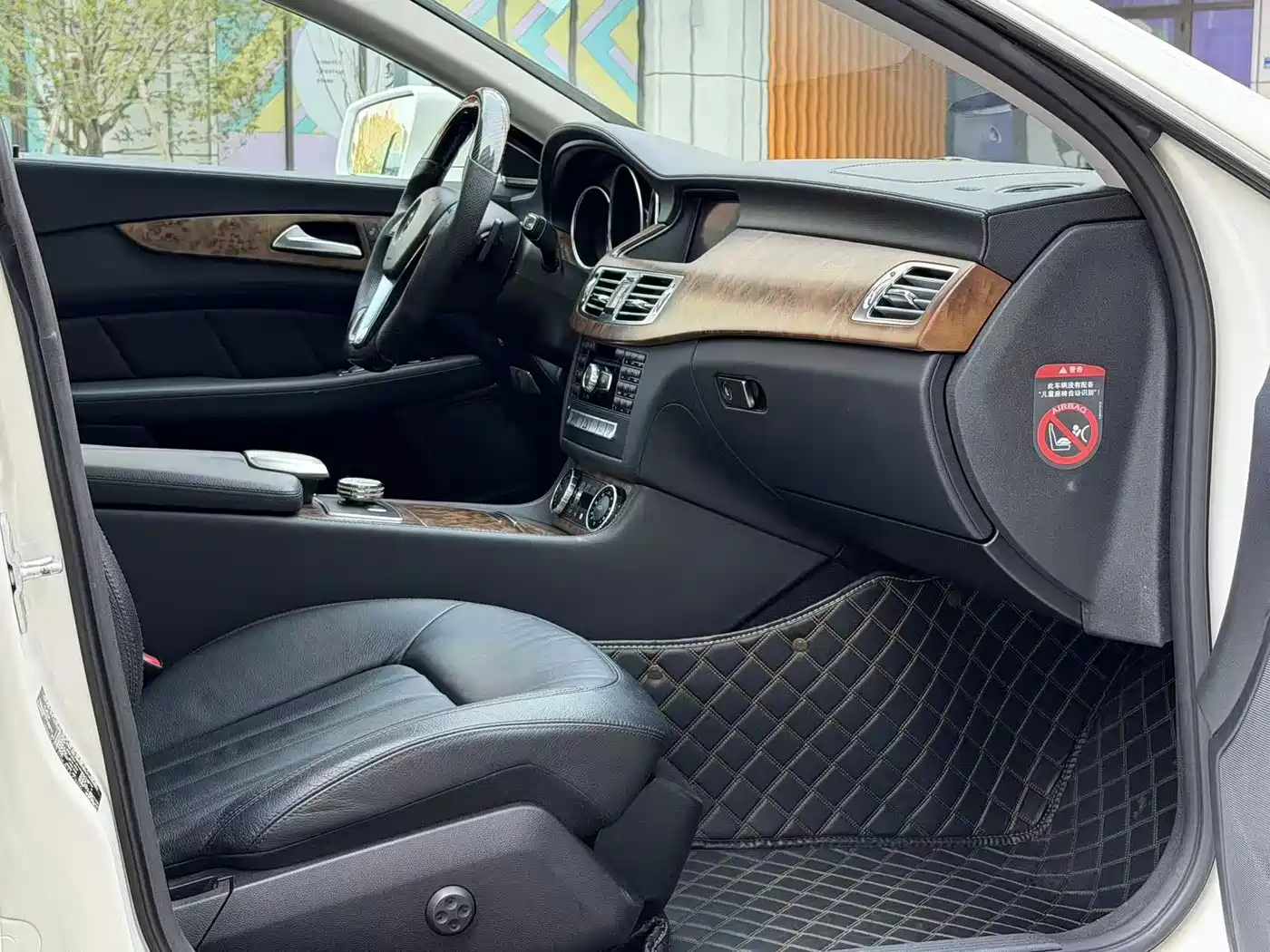 Mercedes-Benz CLS 2012 CLS 300 CGI фото 11
