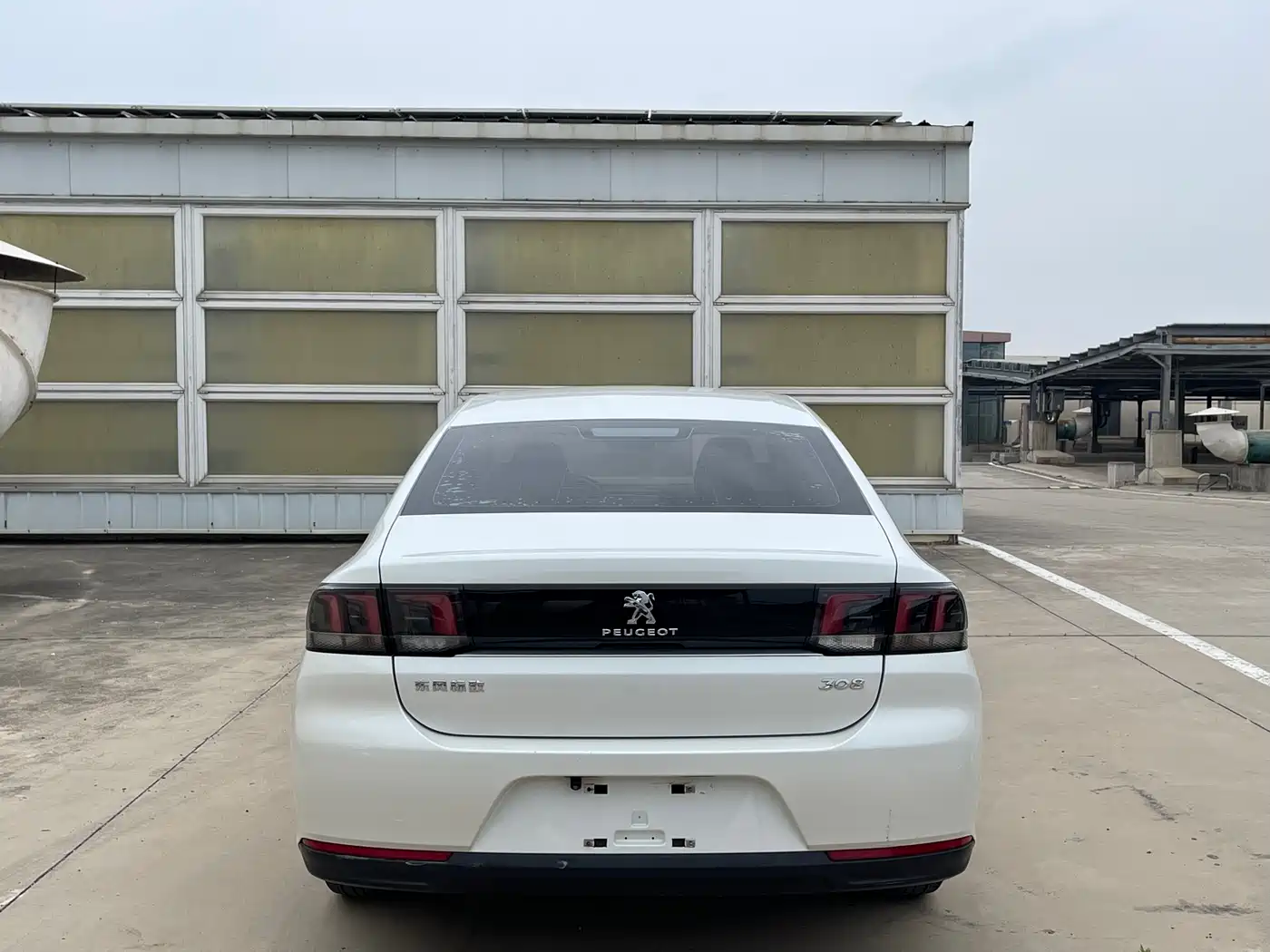 Peugeot 308 2018 1.6L Auto Fashion Edition фото 6