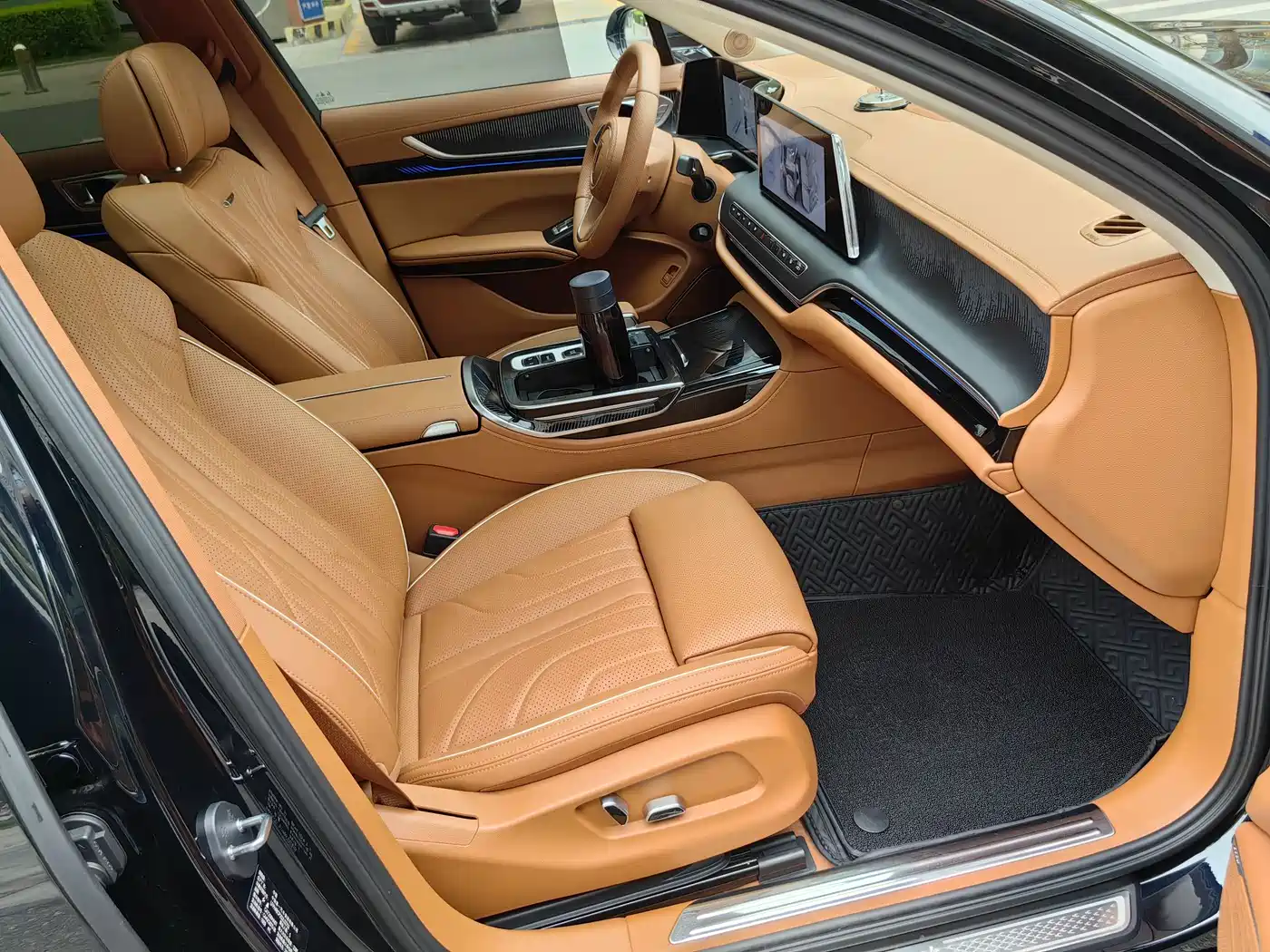 Hongqi H9 2025 2.0T 2WD Qichang Luxury Business Edition 5-seater фото 23