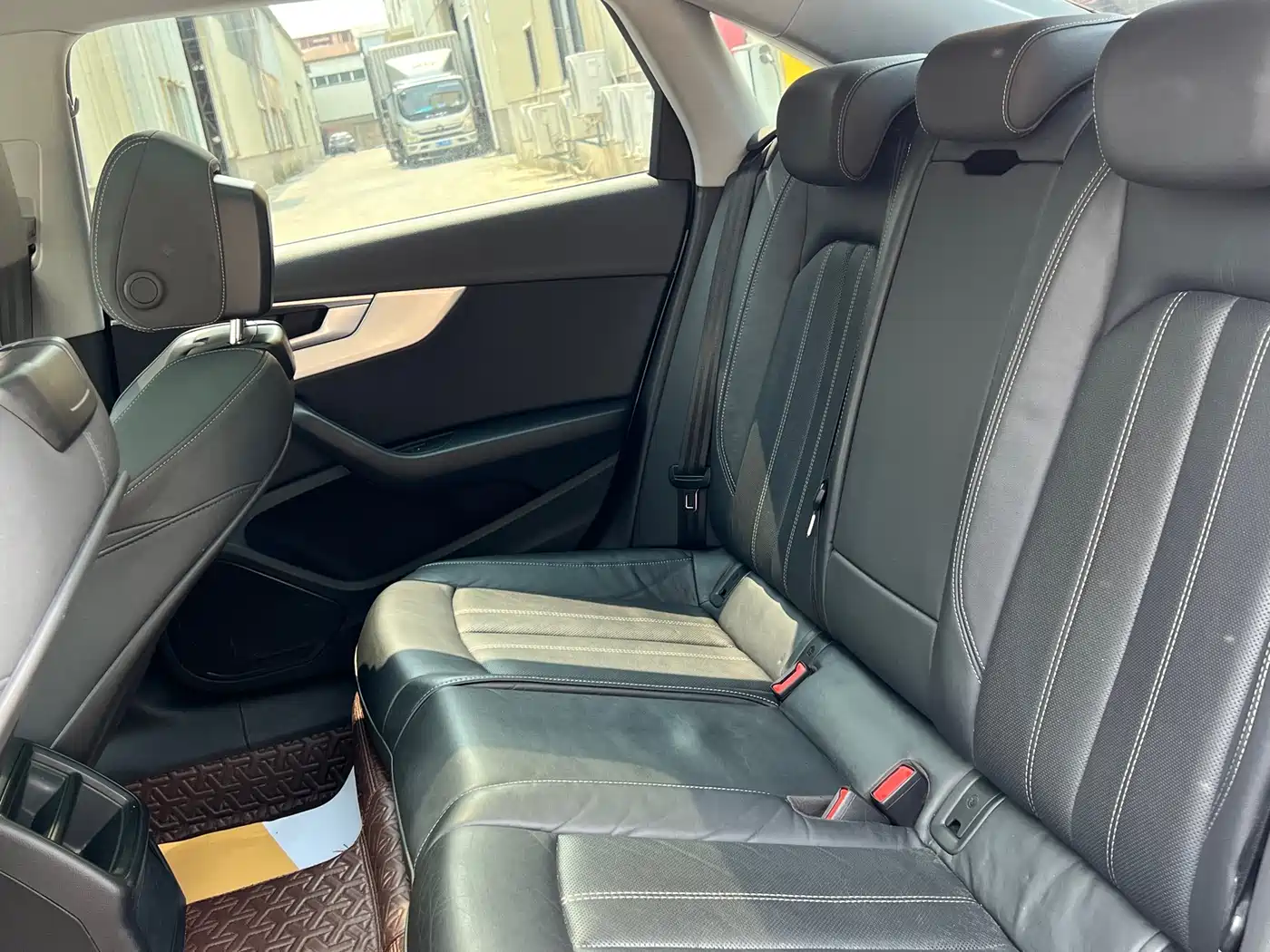 Audi A4L 2020 40 TFSI Fashion Dynamic Edition фото 19