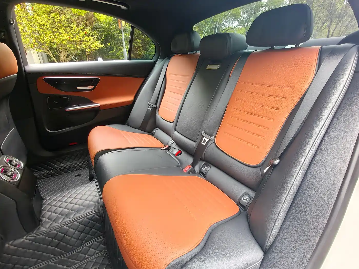 Mercedes-Benz C-Class 2024 C 260 L Sport фото 10