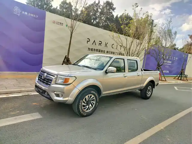  Dongfeng Dongfeng Pickup 2015 2.4T P66-221 Extended 4D25U