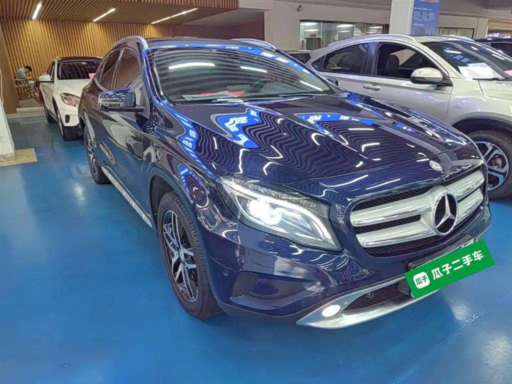 Mercedes-Benz GLA 2016 GLA 220 4MATIC Fashion фото 4