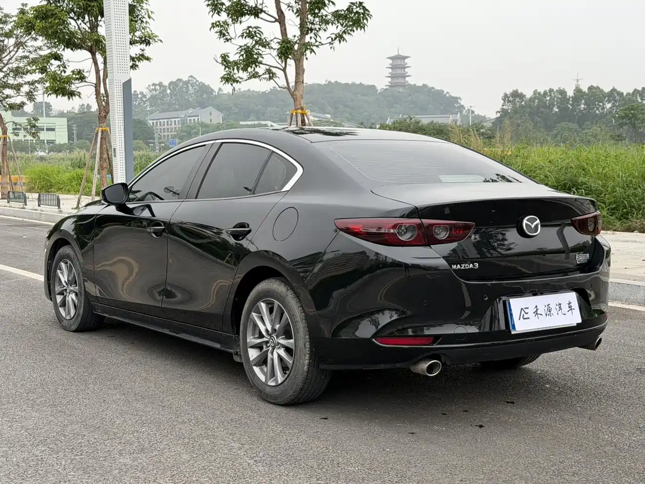 Mazda Mazda3 Axela 2021 1.5L Manual Quality & Beauty фото 9