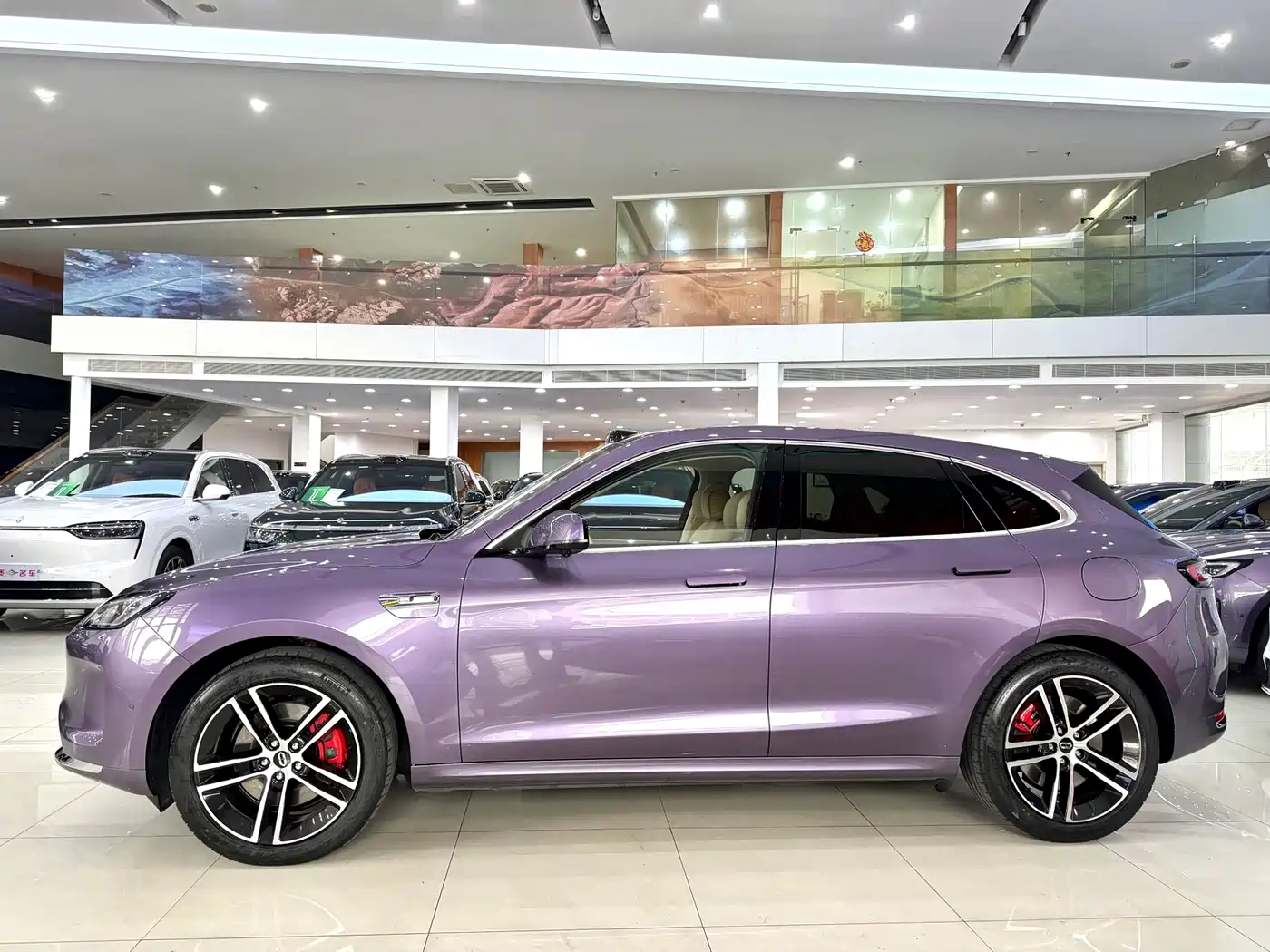 AITO Wenjie AITO M5 2025 Extended Range Ultra AWD фото 5