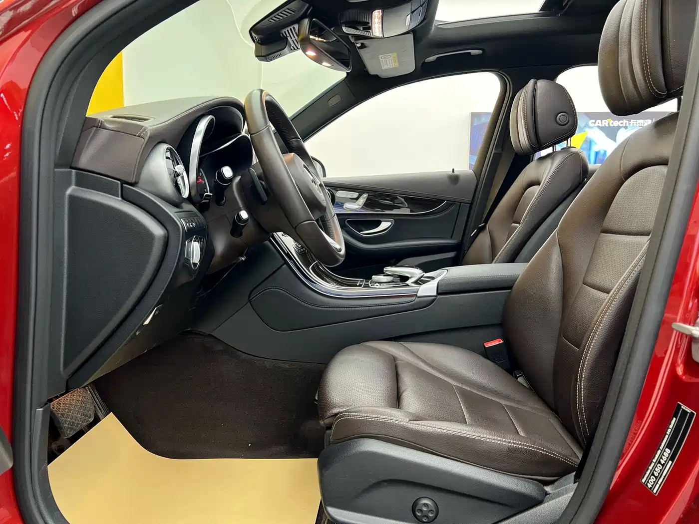 Mercedes-Benz GLC 2019 GLC 260 4MATIC Luxury фото 7