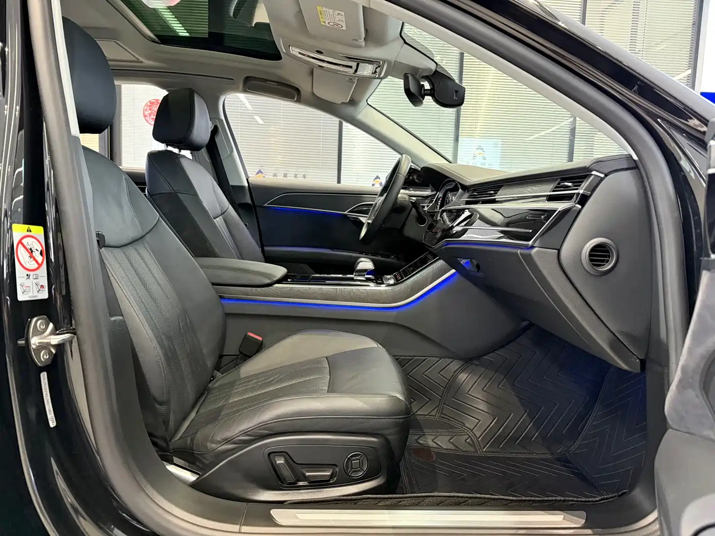 Audi A8 2018 A8L 55 TFSI quattro Launch Elite фото 8