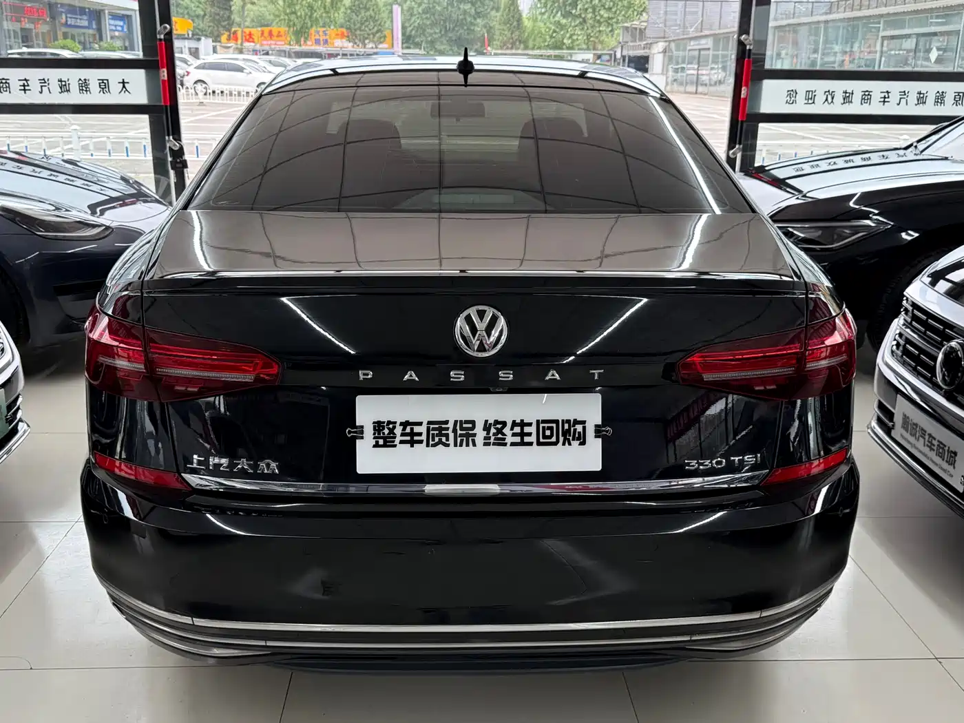 Volkswagen Passat 2019 Model 330TSI Luxury Edition China V фото 15