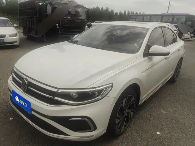 Volkswagen Bora 2023