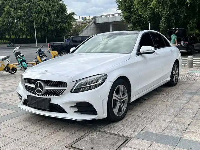 Mercedes-Benz C-Class 2020