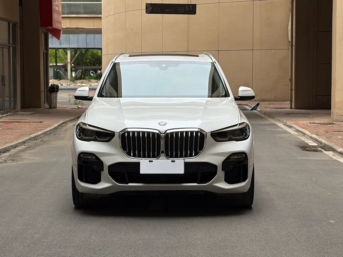 BMW X5 (Import) 2020 xDrive30i M Sport Package фото 3