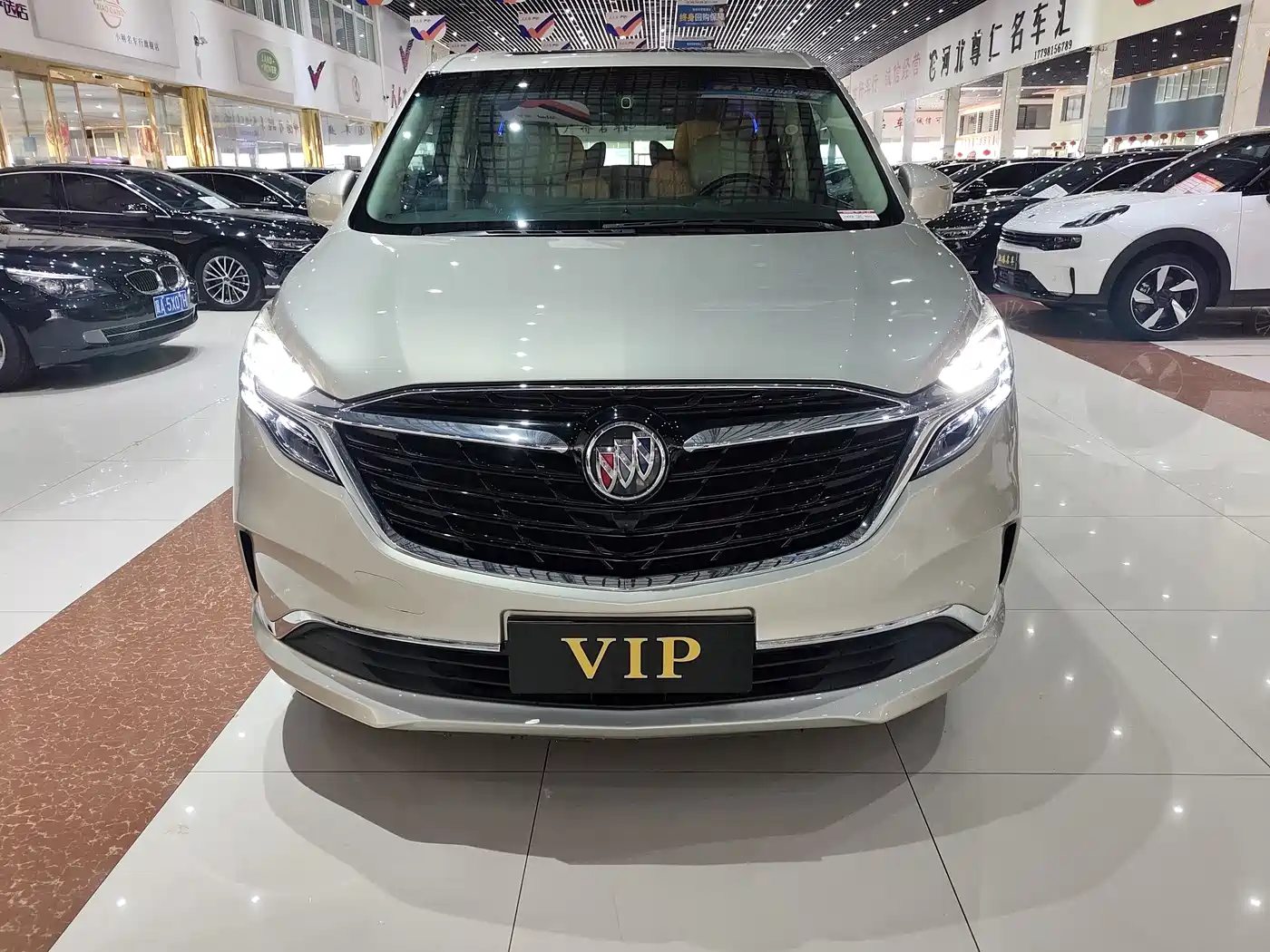 Buick GL8 2021 ES Landlord 653T Comfort фото 2