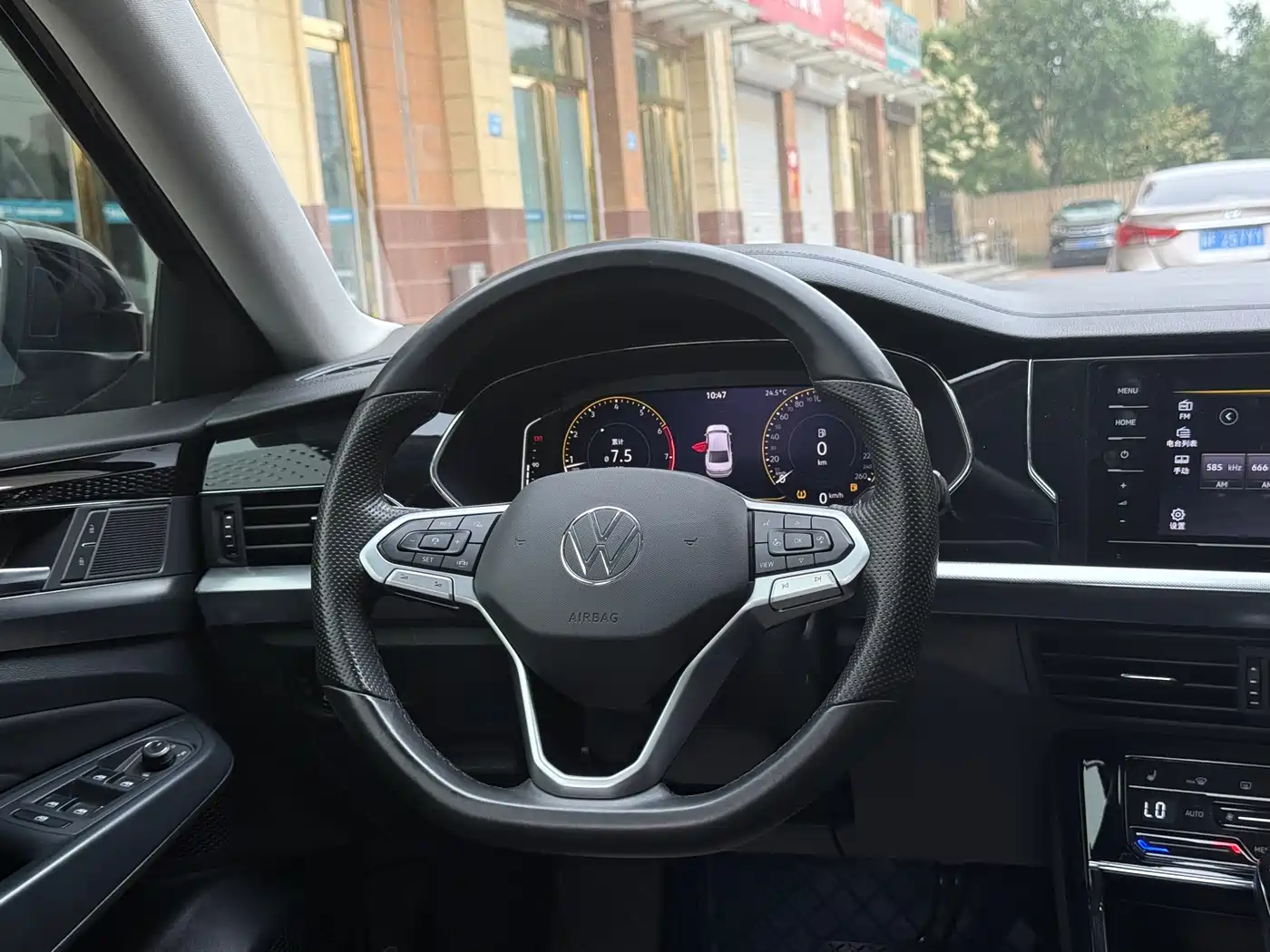 Volkswagen Passat 2022 330TSI Elite Edition фото 7