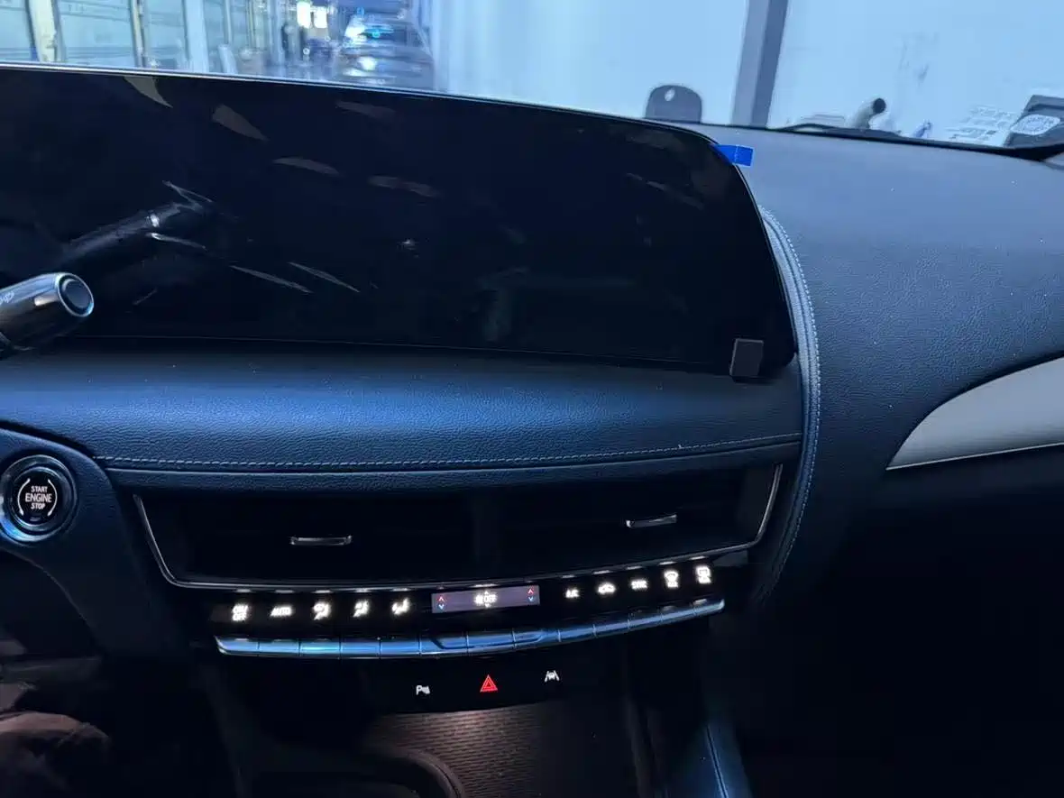 Cadillac CT5 2024 28T Platinum Edition фото 9