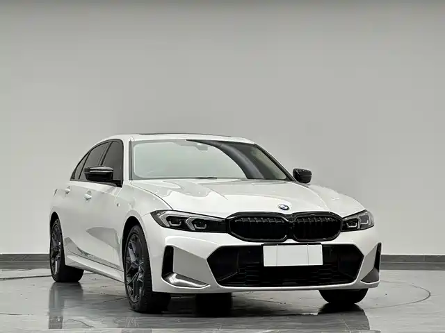 BMW 3 Series 2025 330Li M Sport Night Edition — фото 5