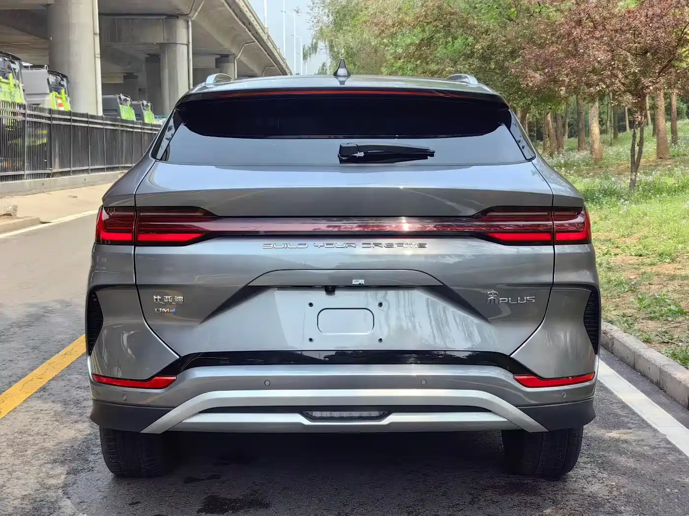 BYD Song PLUS PHEV 2024 Glory Edition DM-i 110km Flagship фото 8
