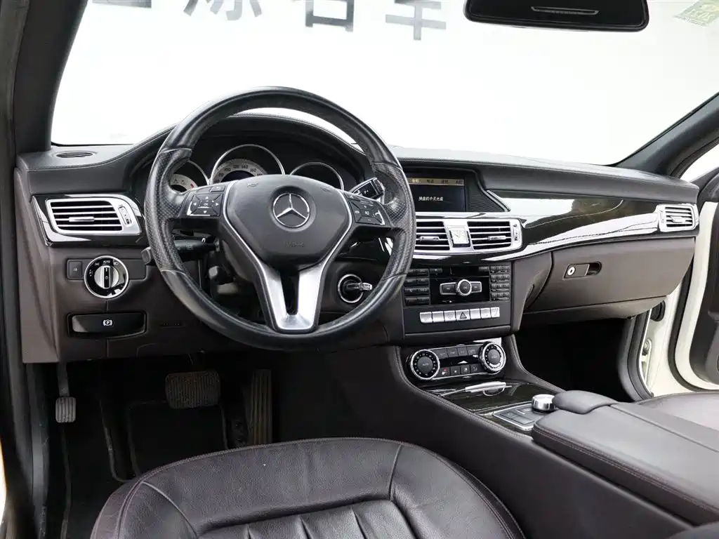 Mercedes-Benz CLS 2012 CLS 300 CGI фото 7