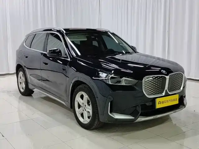 BMW iX1 2026 2026 eDrive25L X Design Package