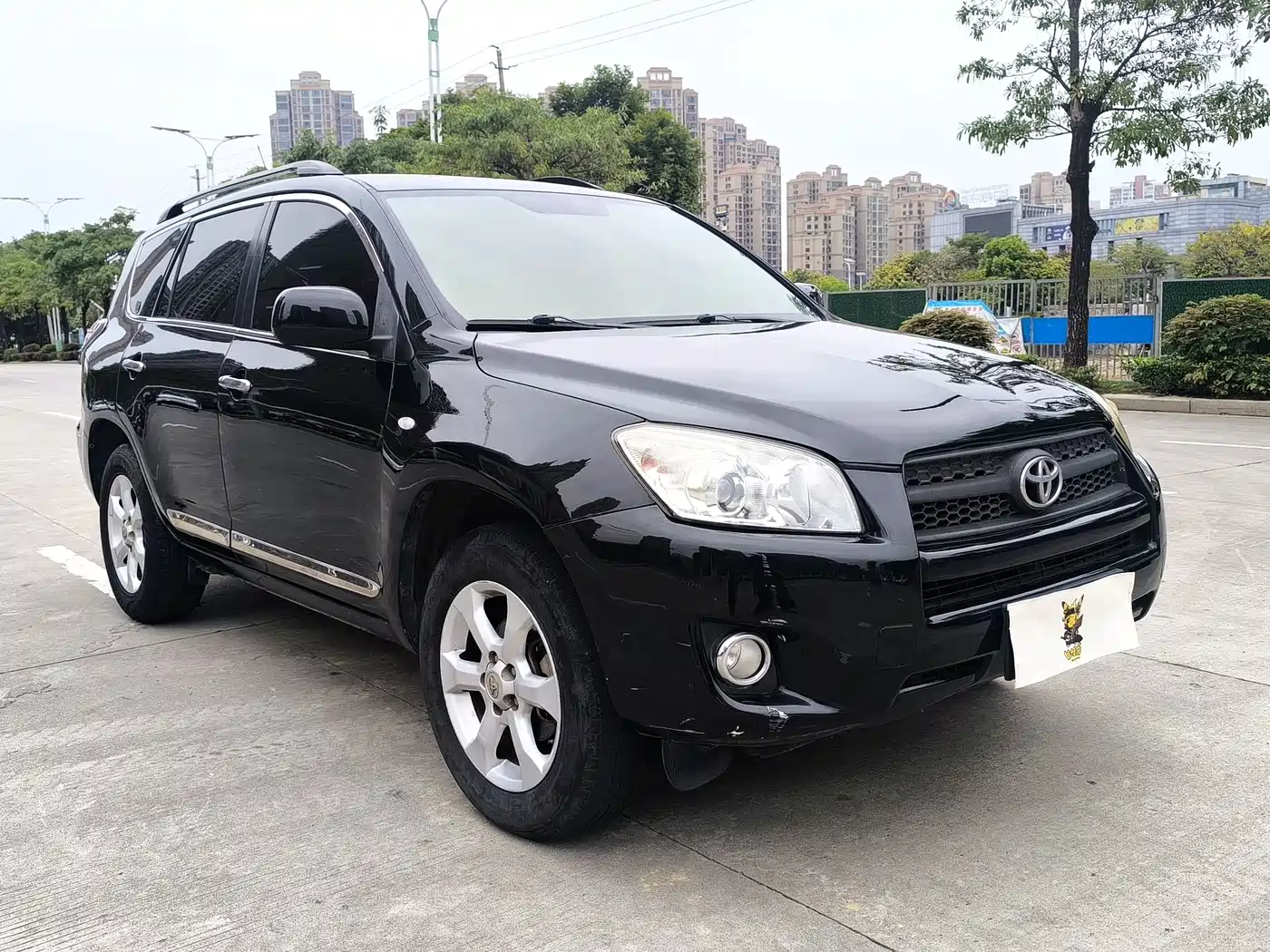 Toyota RAV4 Rongfang 2011 2.0L Automatic Classic Edition фото 3