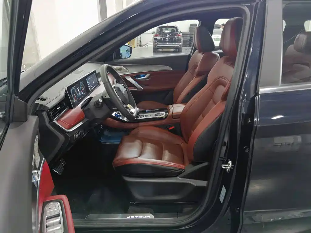 Jetour X70 PLUS 2021 2021 1.6T DCT Earth 7-Seater