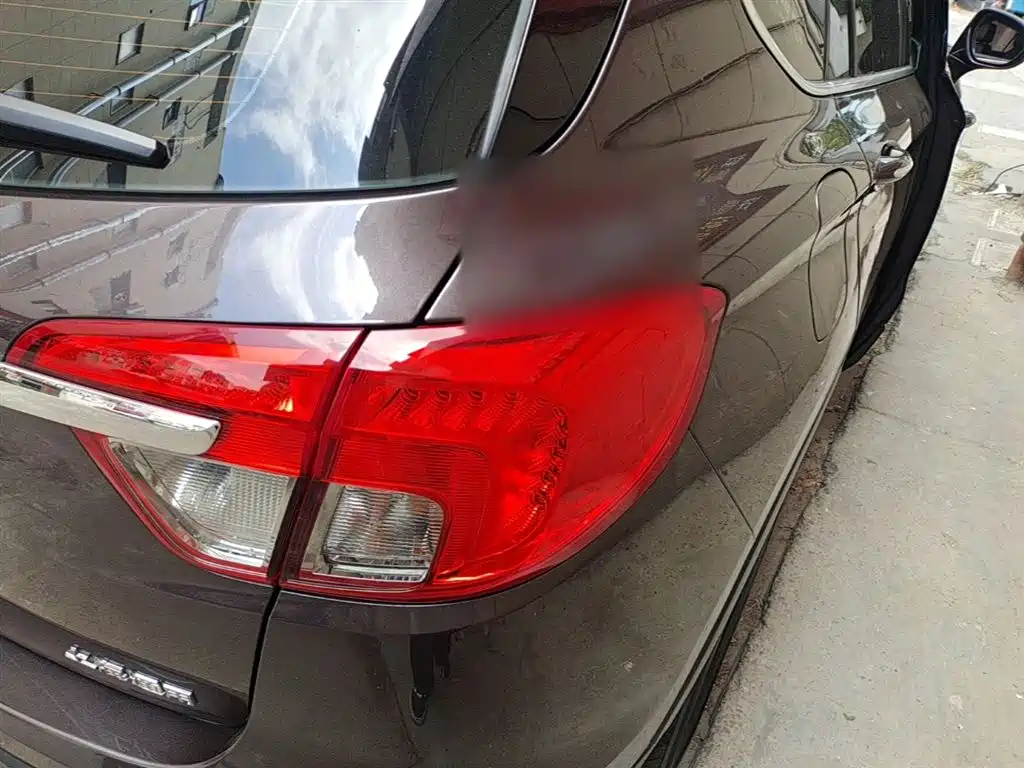 Buick Envision Plus 2016 20T 2WD Leading фото 8