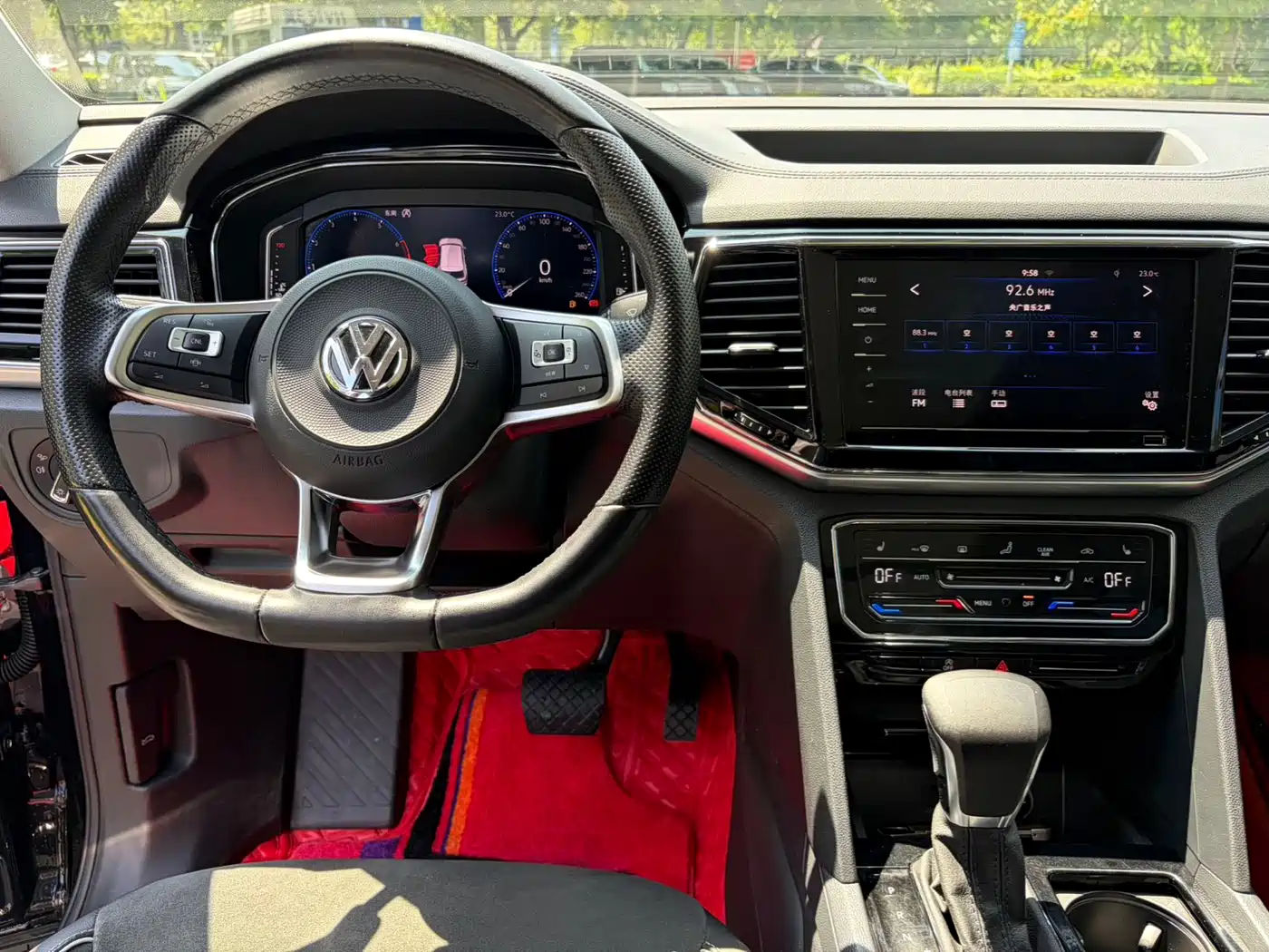 Volkswagen Teramont 2019 Teramont X 330TSI 2WD Premium Luxury Edition фото 8
