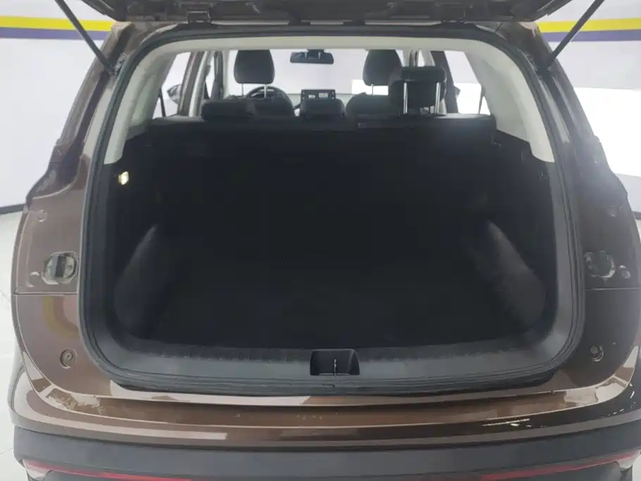 Baojun 530 2018 2018 1.8L Auto Luxury (China V)