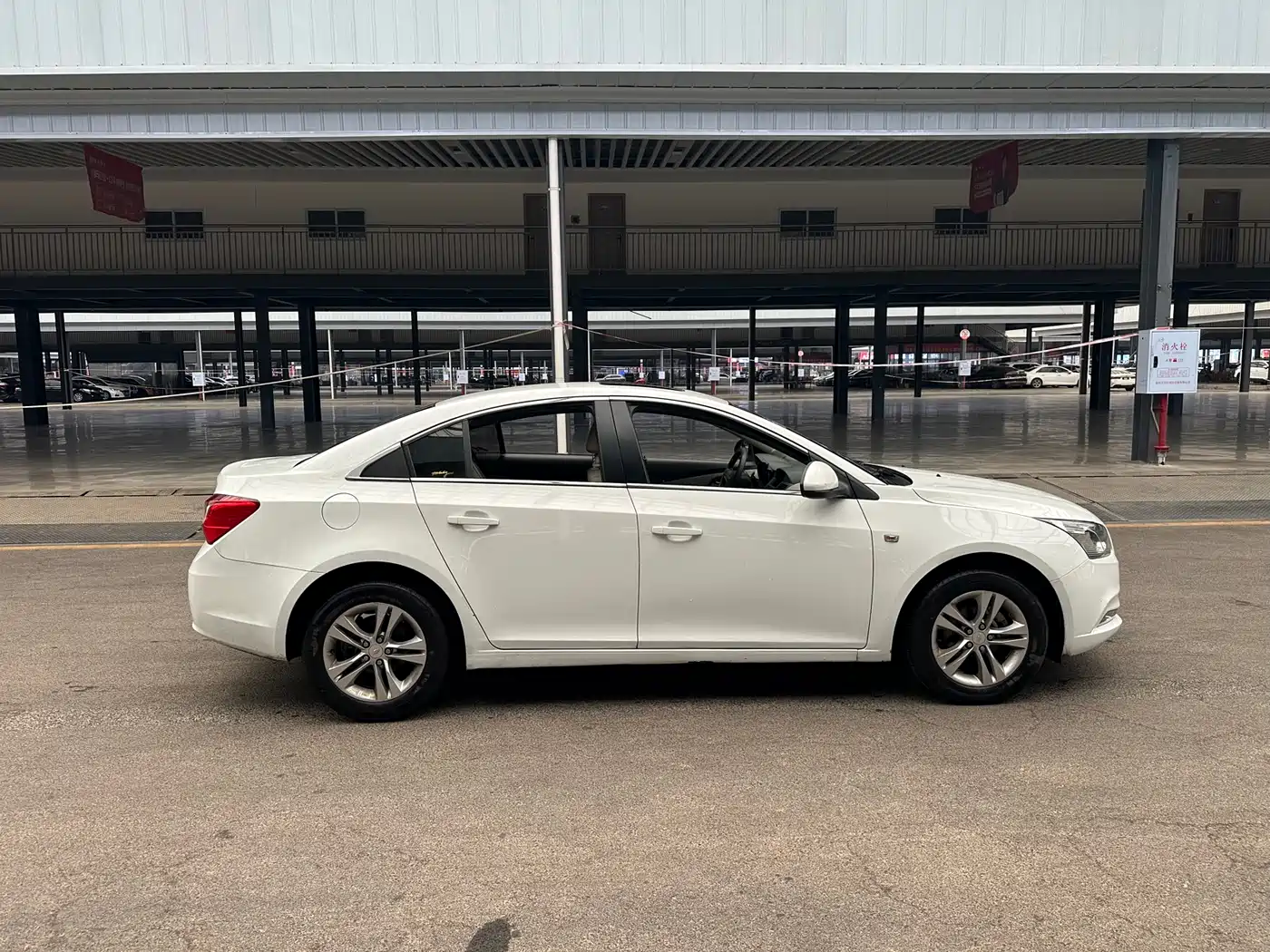 Chevrolet Cruze 2015 1.5L Classic SE AT фото 4
