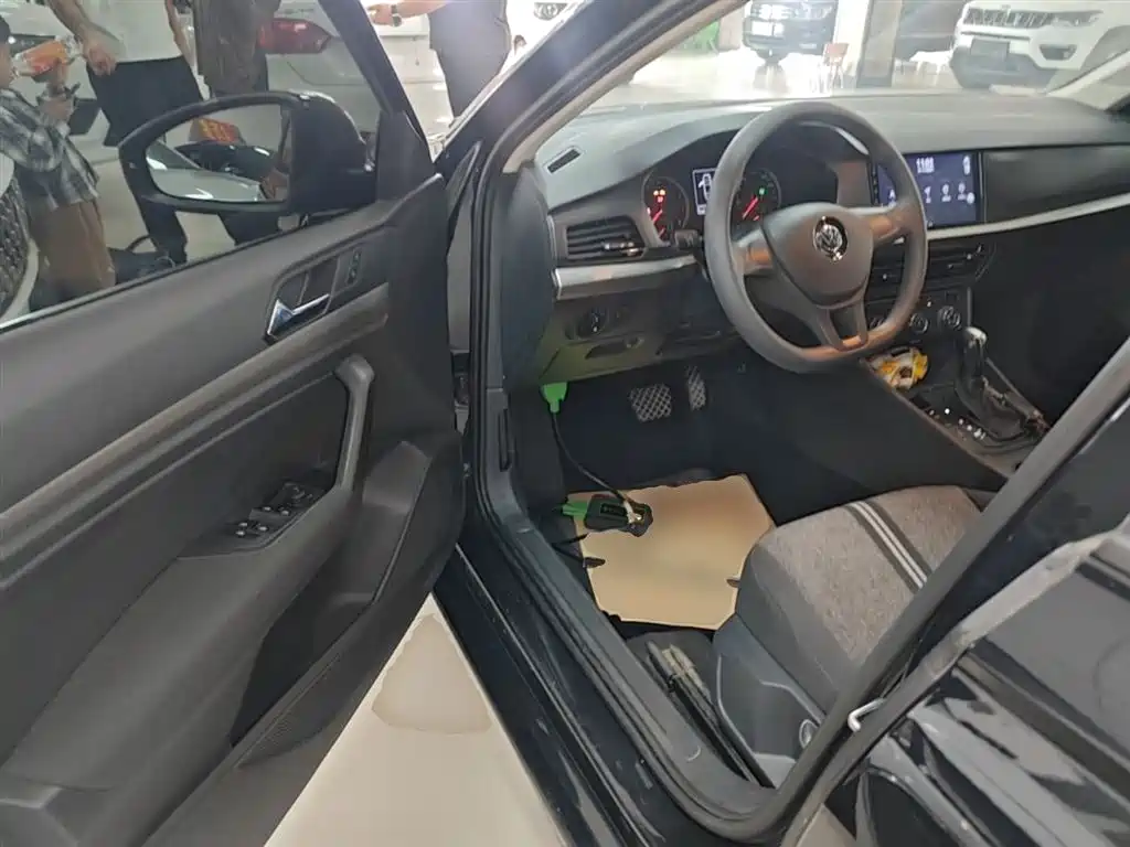 Volkswagen Lavida 2019 1.5L Automatic Trend Edition China VI фото 16