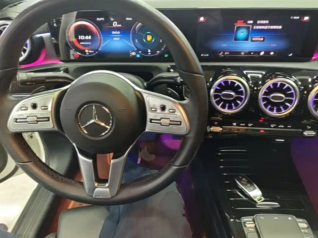 Mercedes-Benz A-Class 2021 Facelift A 180 L Sport Sedan фото 10