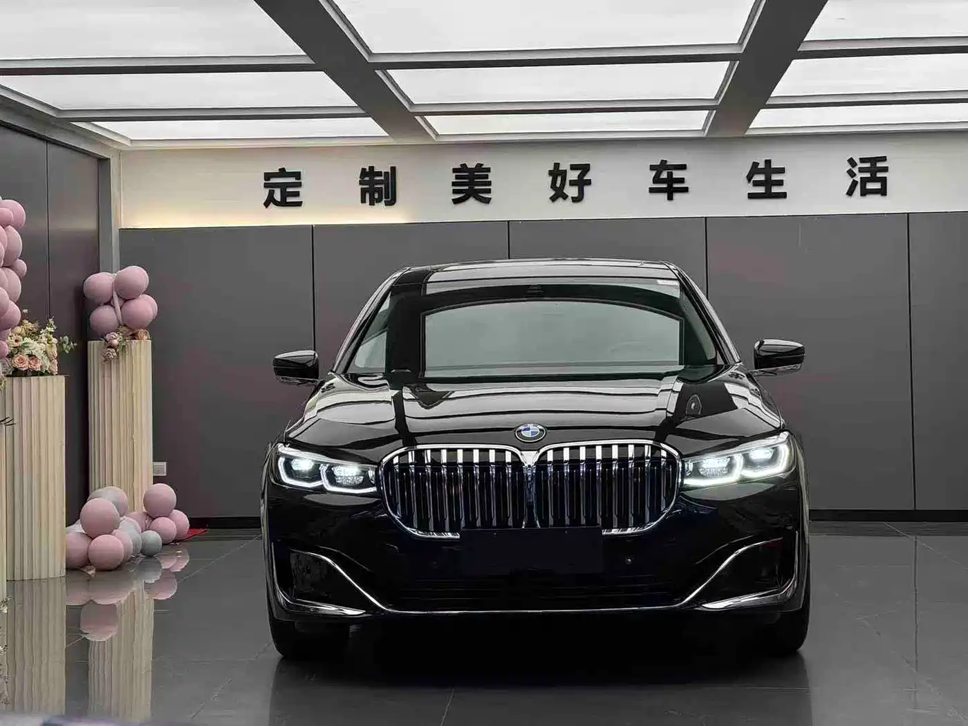 BMW 7 Series 2021 Model 730Li Luxury Package фото 2