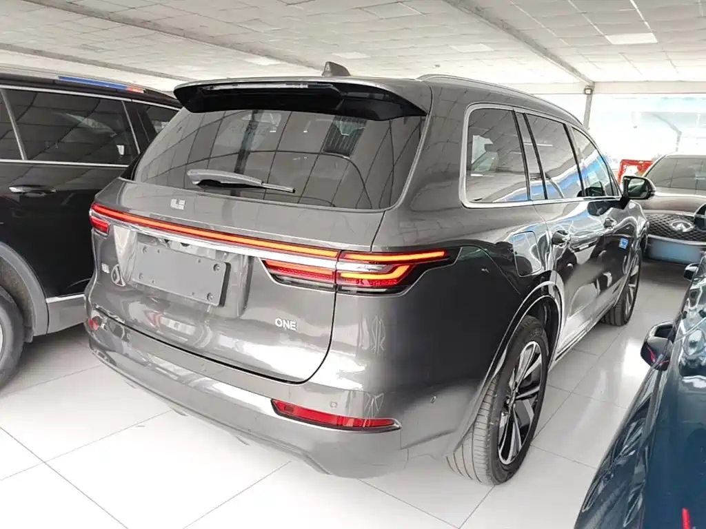 Фото 7 - Li Auto Li ONE