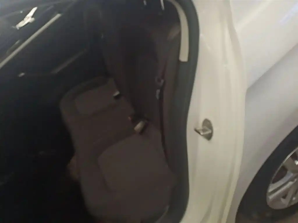Volkswagen Jetta 2017 1.5L Automatic Fashion фото 17